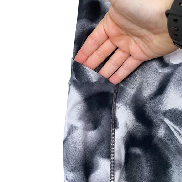 Lululemon Speed Up Alpine Blush Blossom 21" Cropped Leggings SZ 8 - Picture 5 of 13